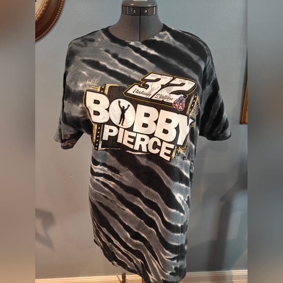 🤍Bobby Pierce Graphic T-Shirt Dirt Racing Black White Tie Dye Size Large - Picture 2 of 3